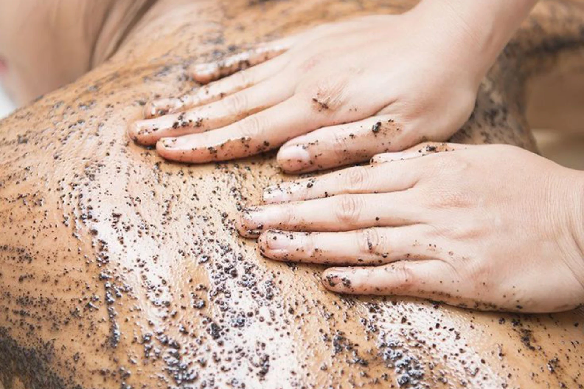 Scrub corpo per una pelle liscia, setosa e invidiabile!